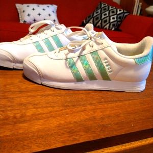 Teal mermaid scale Adidas Somoas 8.5